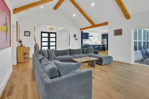 1723 N Edgefield Ave, Dallas, TX 75208 - Photo 10