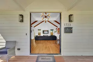 1723 N Edgefield Ave, Dallas, TX 75208 - Photo 6