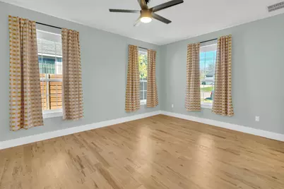 1723 N Edgefield Avenue, Dallas, TX 75208 - Photo 24