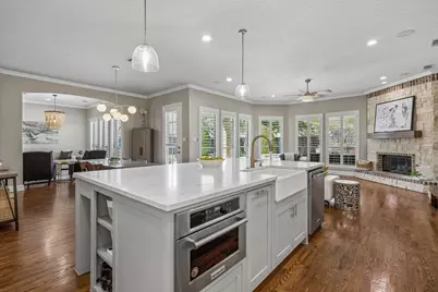 309 Black Walnut Drive, Garland, TX 75044 - Photo 12