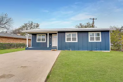 308 Avenue E, Ennis, TX 75119 - Photo 1