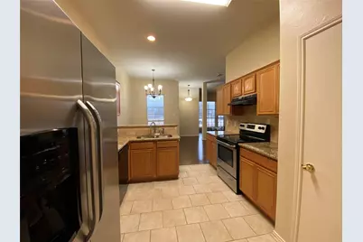 550 Monarch Drive, Lancaster, TX 75146 - Photo 6