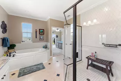 208 Cape Shore Drive, Mabank, TX 75143 - Photo 32