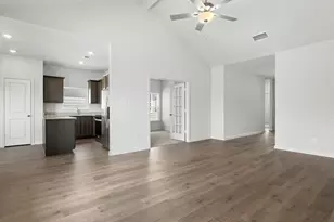 9648 Stranton Dr, Fort Worth, TX 76140 - Photo 4