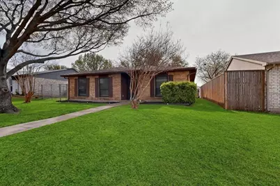 716 Via Altos, Mesquite, TX 75150 - Photo 2