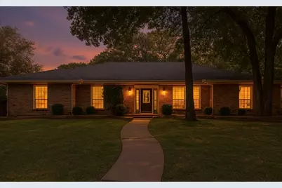 2715 Lincoln Drive, Arlington, TX 76006 - Photo 1