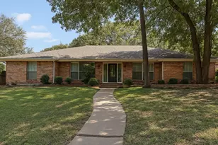 2715 Lincoln Dr, Arlington, TX 76006 - Photo 2