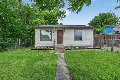 1119 E Cantey Street, Fort Worth, TX 76104 - Photo 2