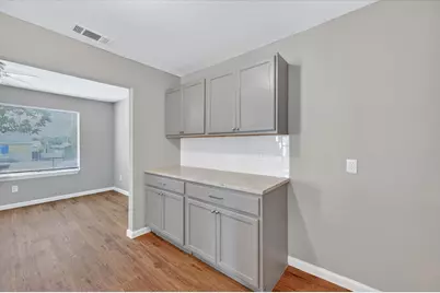 1119 E Cantey Street, Fort Worth, TX 76104 - Photo 10