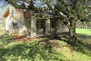 306 N Agnew St, Boyd, TX 76023 - Photo 1