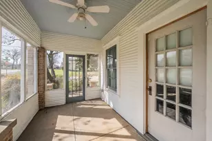 1201 Clint St, Carrollton, TX 75006 - Photo 4