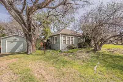 1201 Clint Street, Carrollton, TX 75006 - Photo 26