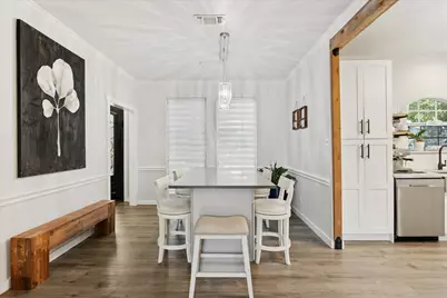 312 Springhill Drive, Hurst, TX 76054 - Photo 10