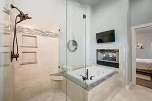 312 Springhill Dr, Hurst, TX 76054 - Photo 18