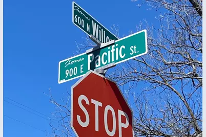 512 N Willow Street, Sherman, TX 75090 - Photo 1