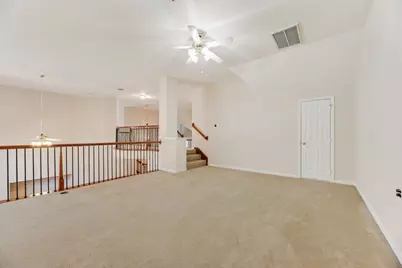 647 Royalwood Court, Grand Prairie, TX 75052 - Photo 16