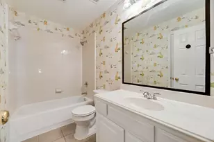 647 Royalwood Ct, Grand Prairie, TX 75052 - Photo 22