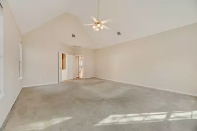 647 Royalwood Court, Grand Prairie, TX 75052 - Photo 28