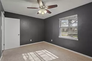 409 Colonial Dr, Garland, TX 75043 - Photo 16