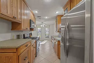 409 Colonial Dr, Garland, TX 75043 - Photo 8