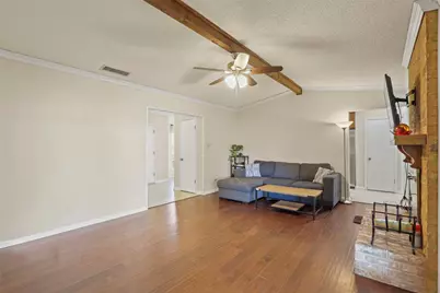 409 Colonial Drive, Garland, TX 75043 - Photo 6