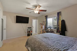 409 Colonial Dr, Garland, TX 75043 - Photo 10