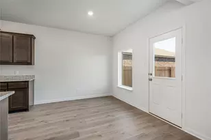 932 Cawthorne Trl, Fort Worth, TX 76108 - Photo 4