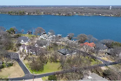 649 Enchanted Isles Drive, Mabank, TX 75156 - Photo 2