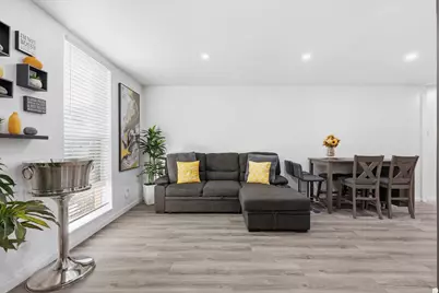 9829 Park Lane Court #B, Dallas, TX 75220 - Photo 4