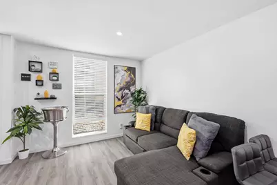 9829 Park Lane Court #B, Dallas, TX 75220 - Photo 6