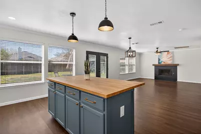 6126 Hillcrest Drive, Sachse, TX 75048 - Photo 2