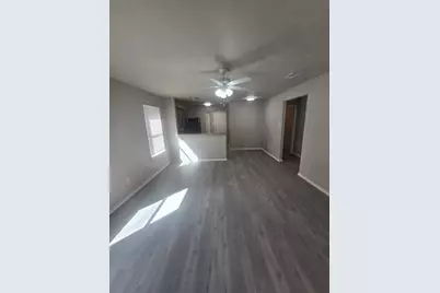 137 Cliff Heights Circle, Dallas, TX 75241 - Photo 2