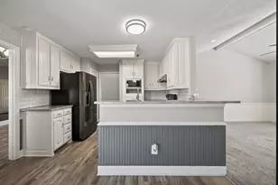 2229 Country Valley Rd, Garland, TX 75041 - Photo 18