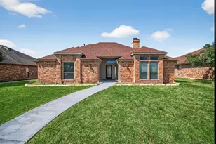 2229 Country Valley Rd, Garland, TX 75041 - Photo 1