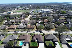 2229 Country Valley Rd, Garland, TX 75041 - Photo 32