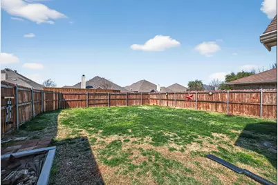 2229 Country Valley Road, Garland, TX 75041 - Photo 8