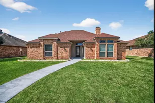 2229 Country Valley Rd, Garland, TX 75041 - Photo 1
