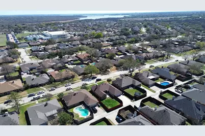 2229 Country Valley Road, Garland, TX 75041 - Photo 34