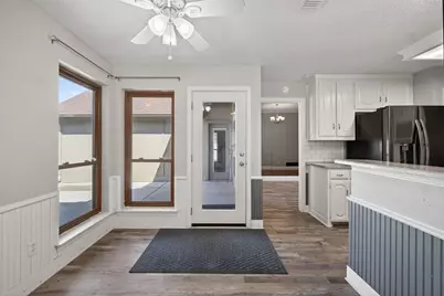 2229 Country Valley Road, Garland, TX 75041 - Photo 14