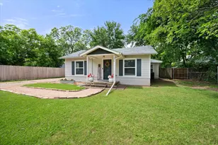 516 E Ross St, Waxahachie, TX 75165 - Photo 6