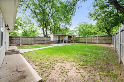 516 E Ross Street, Waxahachie, TX 75165 - Photo 20