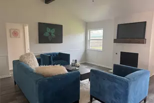 6412 Embassy Dr, Forest Hill, TX 76119 - Photo 6