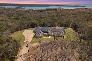 817 Bloomfield Rd, Valley View, TX 76272 - Photo 1