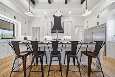 817 Bloomfield Road, Valley View, TX 76272 - Photo 6