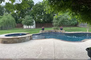 1124 Monaco Dr, Princeton, TX 75407 - Photo 2