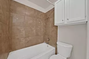 5604 Congressional Dr, Arlington, TX 76018 - Photo 16