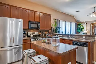 1128 Hayden Ln, Savannah, TX 76227 - Photo 10