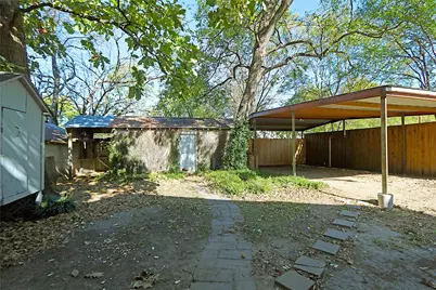 304 E Waco Street, Ennis, TX 75119 - Photo 22