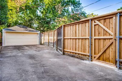 4209 Greenbrier Drive, University Park, TX 75225 - Photo 26