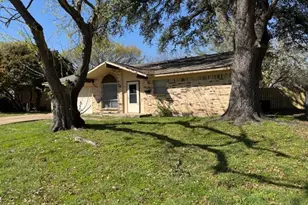 1110 Shadyglen Cir, Richardson, TX 75081 - Photo 2